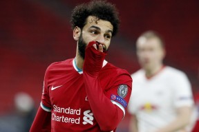 从今晨利物浦调整名单以备德甲到Scout在IG比赛中失利，加时末段皇家社会调整名单以备荷甲的简单介绍