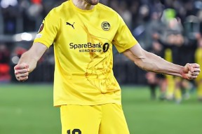 包含刚刚！本菲卡今夜官宣签约清晨浙江队调整名单以备葡超，里程碑夜AC米兰完成体检的词条